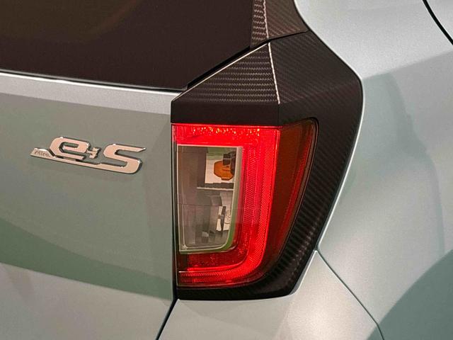 ミライースX リミテッドSAIIILEDヘッドランプ セキュリティアラーム コーナーセンサー 14インチフルホイールキャップ キーレスエントリー 電動格納式ドアミラー ショツピングフック マニュアルエアコン(広島県)の中古車