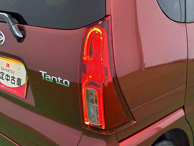 タントＸリミテッド　左右電動スライドドアＬＥＤオートライト　両側パワースライドドアウェルカムオープン機能　電動パーキングブレーキ　運転席助手席シートヒーター　　フルホイールキャツプ　キーフリーシステム　　オート電動格納式ドアミラー（広島県）の中古車