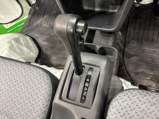 ＮＴ１００クリッパートラックＤＸハロゲンヘッドランプ　トップシェイドガラス　運転席バニティミラー　ＡＭ・ＦＭラジオ　マニュアルエアコン　ガードフレーム　スペアタイヤ（広島県）の中古車