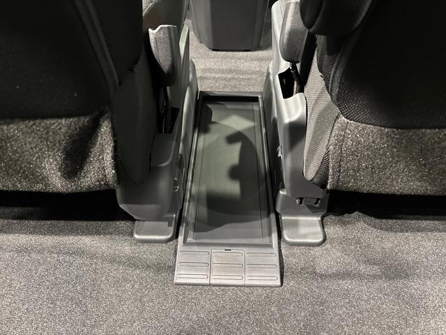 トールカスタムG ディスプレイオーディオ バックモニター対応LEDヘッドランプ・フォグランプ 14インチアルミホイール オートライト プッシュボタンスタート クルーズコントロール コーナーセンサー パワースライドドア キーフリーシステム(広島県)の中古車