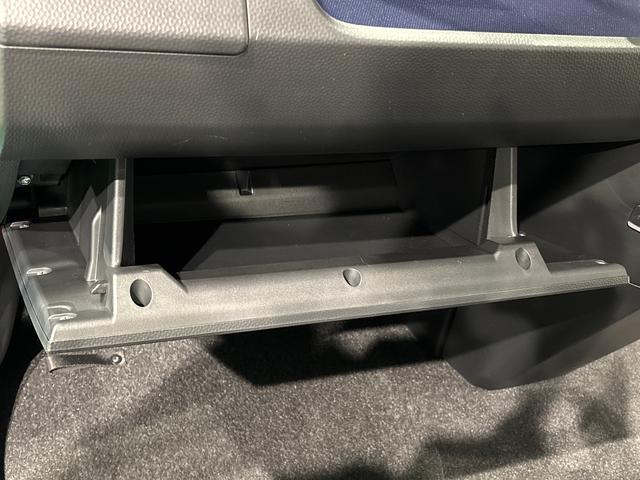 トールカスタムG ディスプレイオーディオ バックモニター対応LEDヘッドランプ・フォグランプ 14インチアルミホイール オートライト プッシュボタンスタート クルーズコントロール コーナーセンサー パワースライドドア キーフリーシステム(広島県)の中古車