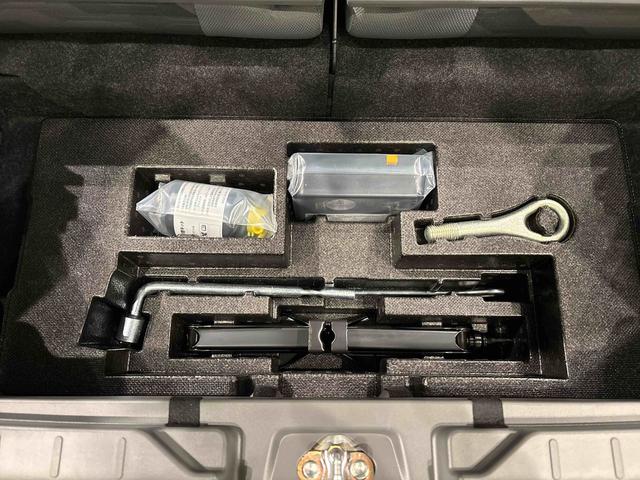 タフトＧ　クロムベンチャー　バックモニター対応カメラスカイフィールトップ　クロムパック　メッキパック　シルバーアンダーガーニッシュ　インテリアアクセント　ＬＥＤオートライト＆フォグランプ　電動パーキングブレーキ　バックカメラ　アルミホイール（広島県）の中古車