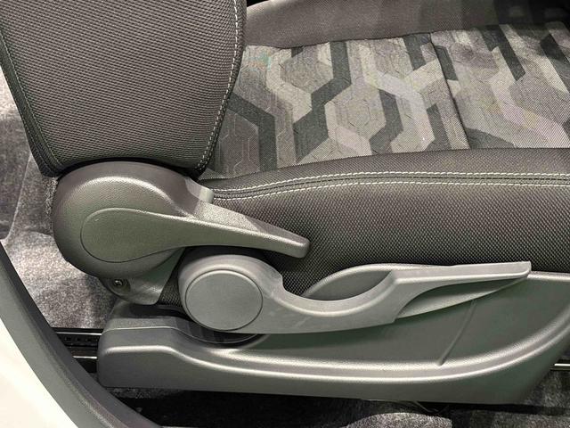 タフトG クロムベンチャー追突防止装置 スマートキ− Bモニター 禁煙車使用 電動格納式ドアミラー LEDヘッド アルミ イモビライザー レーンアシスト キーフリー オートハイビーム オートライト 安全ボディ シートヒーター付(広島県)の中古車