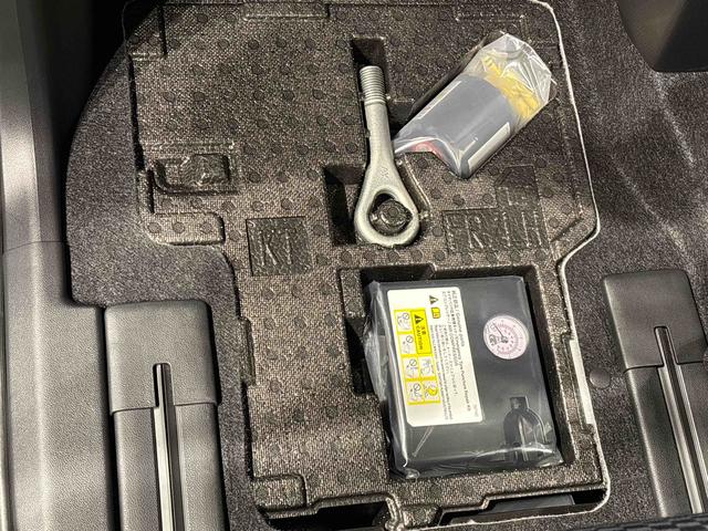 タントカスタムＸリミテッド　ＥＴＣ車載器　追従機能　バックカメラＬＥＤオートライト　パワースライドドアウェルカムオープン機能　電動パーキングブレーキ　運転席助手席シートヒーター　アルミホイール　キーフリーシステム　　オート電動格納式ドアミラー（広島県）の中古車
