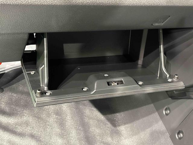 ハイゼットトラックスタンダード　４ＷＤ　オートライト　ＡＭ／ＦＭラジオトップシェイドガラス　運転席ＳＲＳエアバック　バックソナー　電動式パワーステアリング　ＡＭ／ＦＭラジオ　あゆみ板掛けテールゲート　ＶＳＣ＆ＴＲＣ（広島県）の中古車