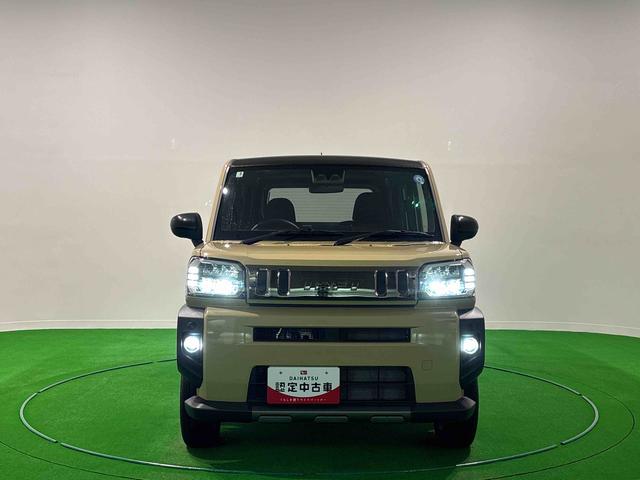 タフトGターボ ダーククロムベンチャー 9インチディスプレイスカイフィールトップ LEDオートライト オートハイビーム フロントフォグランプ 運転席/助手席シートヒーター プッシュボタンスタート キーフリーシステム 電動パーキングブレーキ アルミホイール(広島県)の中古車