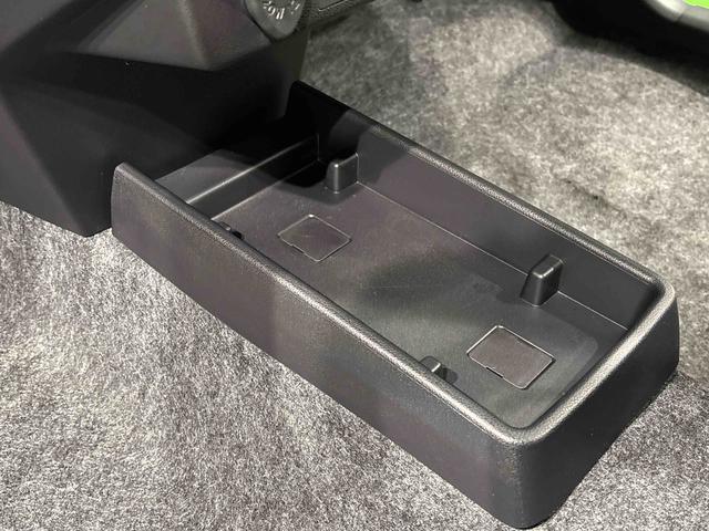 ミライースX SAIIILEDヘッドランプ セキュリティアラーム コーナーセンサー 14インチフルホイールキャップ キーレスエントリー 電動格納式ドアミラー ショツピングフック マニュアルエアコン(広島県)の中古車