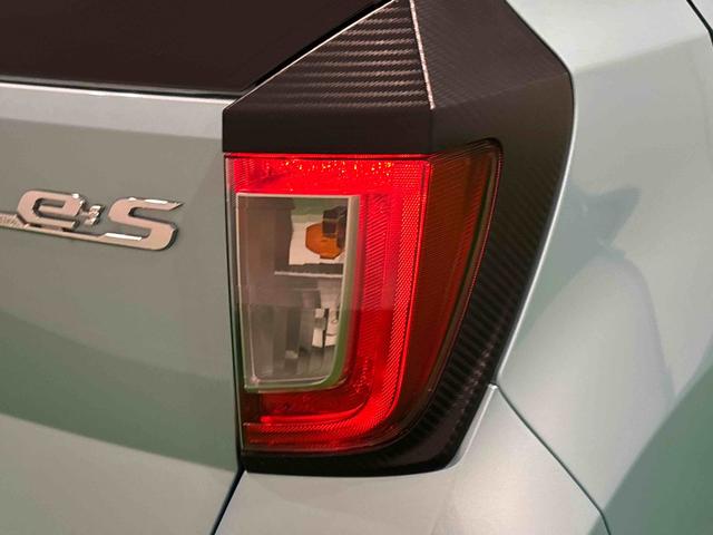 ミライースX SAIIILEDヘッドランプ セキュリティアラーム コーナーセンサー 14インチフルホイールキャップ キーレスエントリー 電動格納式ドアミラー ショツピングフック マニュアルエアコン(広島県)の中古車