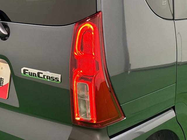 タントファンクロスリミテッド シートヒーター コーナーセンサーLEDオートライト パワースライドドアウェルカムオープン機能 オート電動格納式ドアミラー 助手席イージークローザー アルミホイール キーフリーシステム 電子パーキングブレーキ(広島県)の中古車
