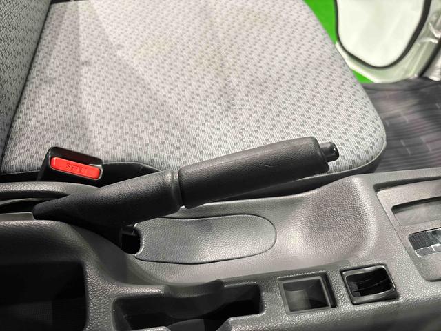 ＮＴ１００クリッパートラックＤＸＥＴＣ車載器　ドライブレコーダー　マニュアルエアコン　ＡＭ／ＦＭラジオ（広島県）の中古車