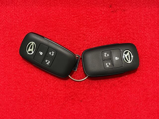 タントＸリミテッド　両側ウェルカムオープン機能付パワースライドドアＬＥＤヘッドライト　オートライト　オートハイビーム　オートホールド機能付き電動パーキングブレーキ　前席シートヒーター　オーディオ操作用ステアリングスイッチ　ＳＲＳサイドエアバッグ　オートエアコン（広島県）の中古車