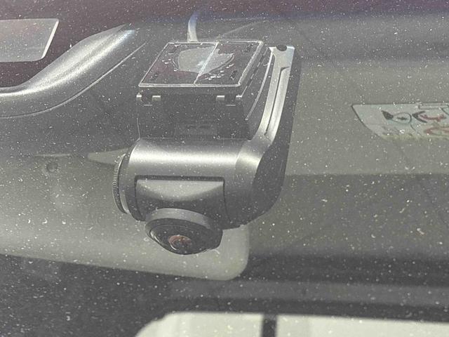 ハイゼットトラックジャンボＳＡIIIｔ　社外ナビゲーション　ドライブレコーダーＥＴＣ車載器　手引き式サイドブレーキ　トップシェイドガラス　オーバーヘッドコンソール　スペアタイヤ　パワーウインドウ　キーレスエントリー（広島県）の中古車