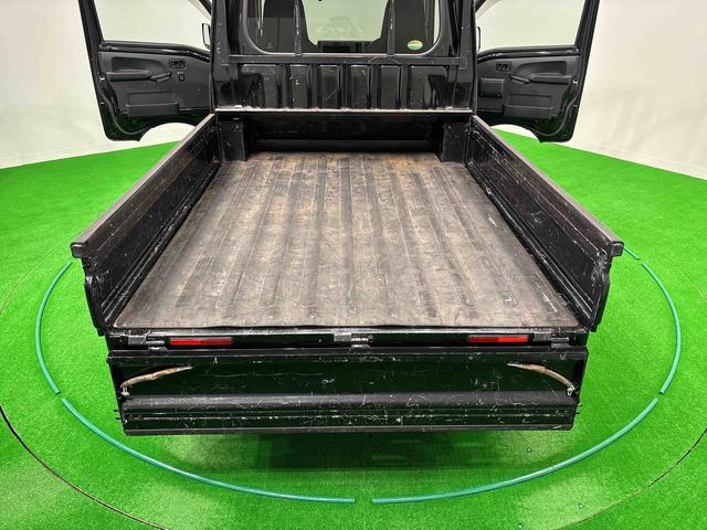 ハイゼットトラックジャンボＳＡIIIｔ　社外ナビゲーション　ドライブレコーダーＥＴＣ車載器　手引き式サイドブレーキ　トップシェイドガラス　オーバーヘッドコンソール　スペアタイヤ　パワーウインドウ　キーレスエントリー（広島県）の中古車