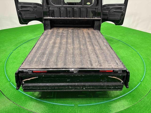 ハイゼットトラックジャンボＳＡIIIｔ　社外ナビゲーション　ドライブレコーダーＥＴＣ車載器　手引き式サイドブレーキ　トップシェイドガラス　オーバーヘッドコンソール　スペアタイヤ　パワーウインドウ　キーレスエントリー（広島県）の中古車