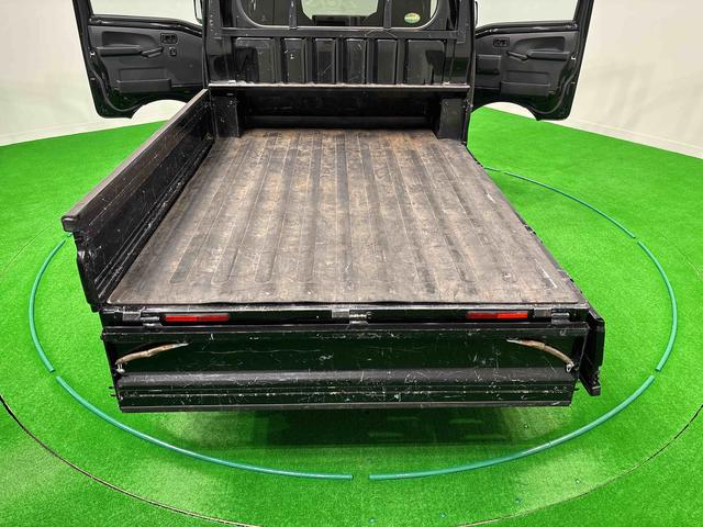 ハイゼットトラックジャンボＳＡIIIｔ　社外ナビゲーション　ドライブレコーダーＥＴＣ車載器　手引き式サイドブレーキ　トップシェイドガラス　オーバーヘッドコンソール　スペアタイヤ　パワーウインドウ　キーレスエントリー（広島県）の中古車