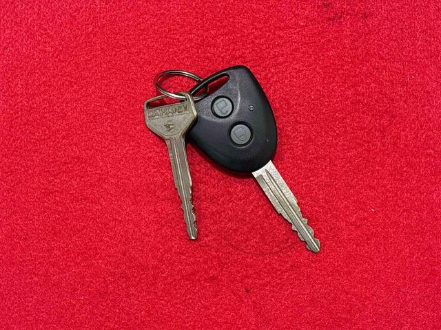 ハイゼットトラックジャンボＳＡIIIｔ　社外ナビゲーション　ドライブレコーダーＥＴＣ車載器　手引き式サイドブレーキ　トップシェイドガラス　オーバーヘッドコンソール　スペアタイヤ　パワーウインドウ　キーレスエントリー（広島県）の中古車