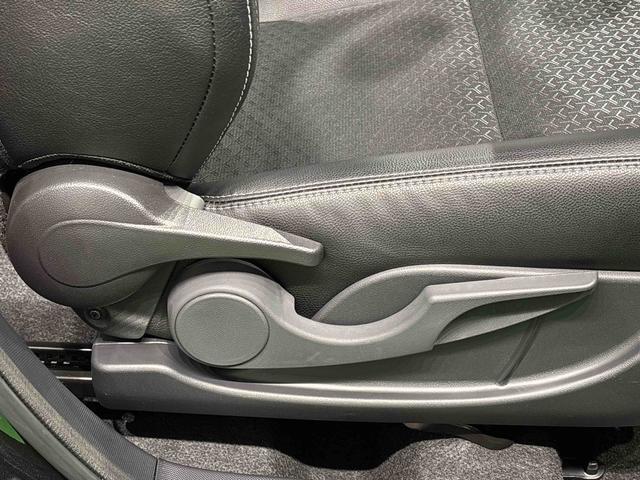 ロッキープレミアムG 電動パーキングブレーキ バックカメラ付きLEDヘッドランプ・フォグランプ 全車速追従機能付アダプティブクルーズコントロール レーンキープコントロール ブラインドスポットモニター 17インチアルミホイール シートヒーター(広島県)の中古車
