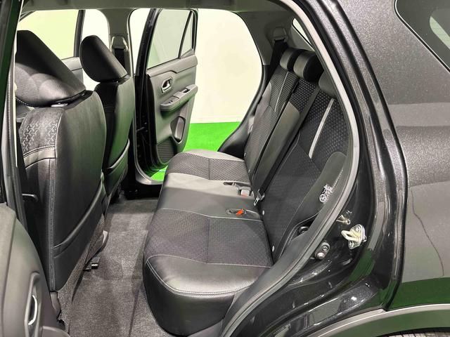 ロッキープレミアムG 電動パーキングブレーキ バックカメラ付きLEDヘッドランプ・フォグランプ 全車速追従機能付アダプティブクルーズコントロール レーンキープコントロール ブラインドスポットモニター 17インチアルミホイール シートヒーター(広島県)の中古車