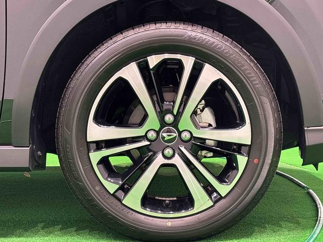 ロッキープレミアムG 電動パーキングブレーキ バックカメラ付きLEDヘッドランプ・フォグランプ 全車速追従機能付アダプティブクルーズコントロール レーンキープコントロール ブラインドスポットモニター 17インチアルミホイール シートヒーター(広島県)の中古車