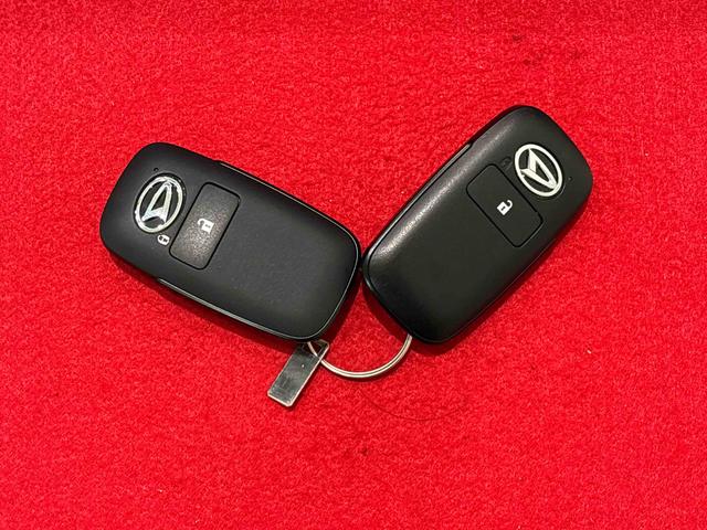 ロッキープレミアムG 電動パーキングブレーキ バックカメラ付きLEDヘッドランプ・フォグランプ 全車速追従機能付アダプティブクルーズコントロール レーンキープコントロール ブラインドスポットモニター 17インチアルミホイール シートヒーター(広島県)の中古車