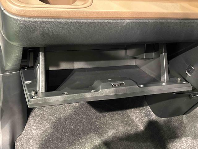ムーヴキャンバスセオリーGターボ バックカメラ 全車速追従機能付ACCLEDオートライト・フォグランプ 電動パーキングブレーキ プッシュボタンスタート セキュリティアラーム バックカメラ 両側パワースライドドアウエルカムオープン機能 オート電動格納式ドアミラー(広島県)の中古車