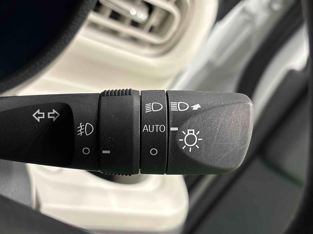 ムーヴキャンバスストライプスＧ　人気の２トーンカラー　バックカメラ　スマアシＬＥＤオートライト・フォグランプ　電動パーキングブレーキ　プッシュボタンスタート　セキュリティアラーム　前席シートヒーター　両側パワースライドドアウエルカムオープン機能　オート電動格納式ドアミラー（広島県）の中古車