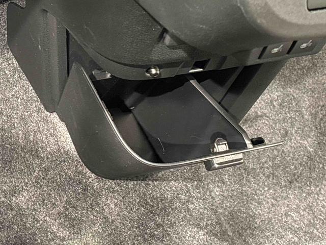 ムーヴキャンバスストライプスＧ　人気の２トーンカラー　バックカメラ　スマアシＬＥＤオートライト・フォグランプ　電動パーキングブレーキ　プッシュボタンスタート　セキュリティアラーム　前席シートヒーター　両側パワースライドドアウエルカムオープン機能　オート電動格納式ドアミラー（広島県）の中古車