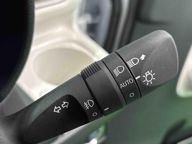 ムーヴキャンバスストライプスＧ　バックモニター対応　電動パーキングブレーキＬＥＤオートライト・フォグランプ　電動パーキングブレーキ　プッシュボタンスタート　セキュリティアラーム　バックカメラ　両側パワースライドドアウエルカムオープン機能　オート電動格納式ドアミラー（広島県）の中古車