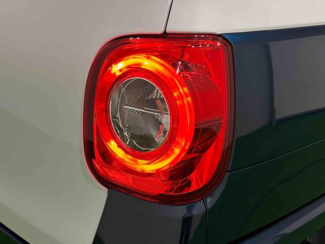 ムーヴキャンバスストライプスＧ　バックモニター対応　電動パーキングブレーキＬＥＤオートライト・フォグランプ　電動パーキングブレーキ　プッシュボタンスタート　セキュリティアラーム　バックカメラ　両側パワースライドドアウエルカムオープン機能　オート電動格納式ドアミラー（広島県）の中古車