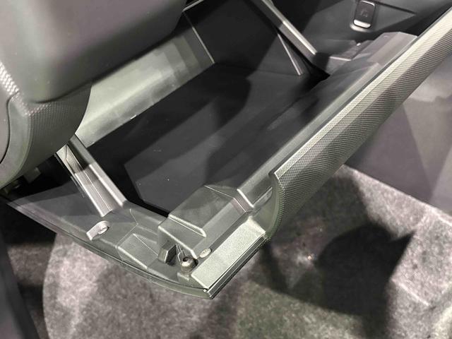 タフトG クロムベンチャー バックモニター 電動パーキングブレーキスカイフィールトップ クロムパック メッキパック シルバーアンダーガーニッシュ インテリアアクセント LEDオートライト&フォグランプ 電動パーキングブレーキ バックカメラ アルミホイール(広島県)の中古車