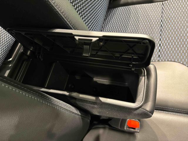 タントカスタムＲＳリミテッド　全車速追従機能付ＡＣＣ　ＥＴＣパノラマモニター対応純正ナビ装着用アップグレードパック　運転席・助手席シートヒーター　電動パーキングブレーキ＋オートホールドブレーキ機能　オートライト　サイドエアバッグ　キーフリーシステム（広島県）の中古車