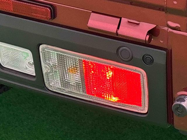 ハイゼットトラックジャンボエクストラ　ディスプレイオーディオ　バックモニターＬＥＤヘッドランプ　ＬＥＤフォグランプ　トップシェイドガラス　大型荷台作業灯　デュアルエアバック　パワーウインドウ　キーレスエントリー　パワードアロック　バックソナー　ＶＳＣ＆ＴＲＣ（広島県）の中古車