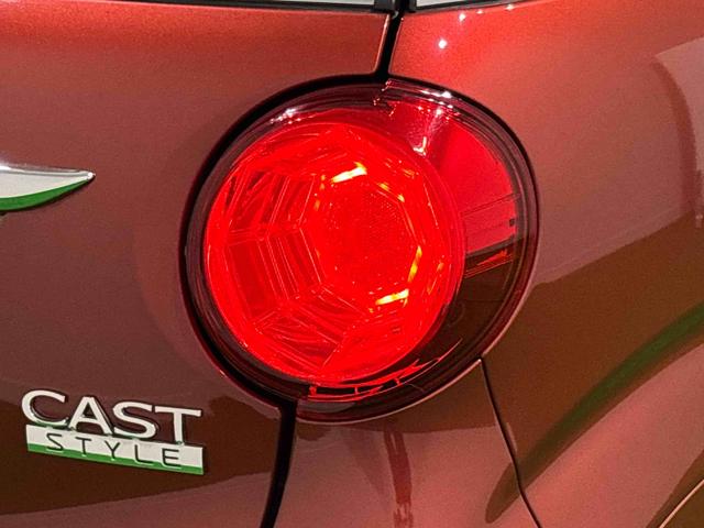 キャストスタイルG VS SAIII ナビ付き 全方位カメラLEDヘッドランプ・フォグランプ アルミホイール オートライト プッシュボタンスタート セキュリティアラーム(広島県)の中古車