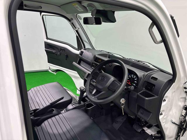 ハイゼットトラックスタンダード　４ＷＤ　ＡＭ／ＦＭラジオ　予防安全機能スマアシハロゲンヘッドランプ　運転席ＳＲＳエアバック　バックソナー　電動式パワーステアリング　ＡＭ／ＦＭラジオ　あゆみ板掛けテールゲート　ＶＳＣ＆ＴＲＣ（広島県）の中古車