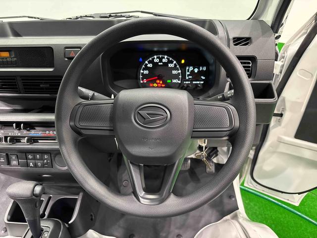 ハイゼットトラックスタンダード　４ＷＤ　ＡＭ／ＦＭラジオ　予防安全機能スマアシハロゲンヘッドランプ　運転席ＳＲＳエアバック　バックソナー　電動式パワーステアリング　ＡＭ／ＦＭラジオ　あゆみ板掛けテールゲート　ＶＳＣ＆ＴＲＣ（広島県）の中古車