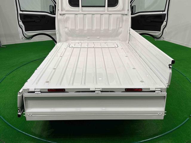 ハイゼットトラックスタンダード　４ＷＤ　ＡＭ／ＦＭラジオ　予防安全機能スマアシハロゲンヘッドランプ　運転席ＳＲＳエアバック　バックソナー　電動式パワーステアリング　ＡＭ／ＦＭラジオ　あゆみ板掛けテールゲート　ＶＳＣ＆ＴＲＣ（広島県）の中古車