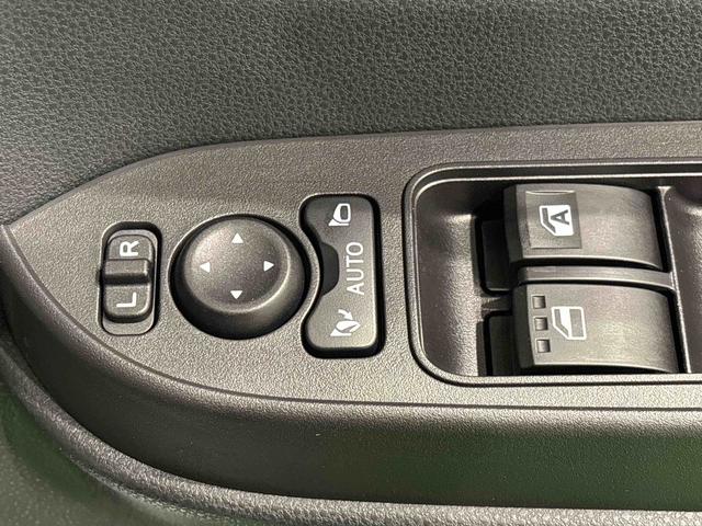 タントカスタムX 運転席・助手席シートヒーター キーフリーシステム純正ナビ装着用アップグレードパック 両側電動スライドドア 電動パーキングブレーキ+オートホールドブレーキ機能 格納式リヤドアサンシェード オートライト(広島県)の中古車