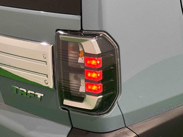 タフトＧ　クロムベンチャー　バックカメラ　ＬＥＤヘッドライトスカイフィールトップ　クロムパック　メッキパック　シルバーアンダーガーニッシュ　インテリアアクセント　ＬＥＤオートライト＆フォグランプ　電動パーキングブレーキ　バックカメラ　アルミホイール（広島県）の中古車