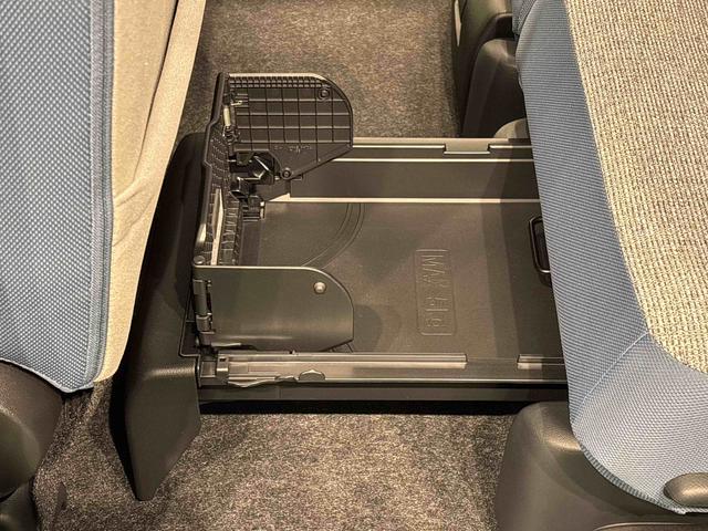 ムーヴキャンバスストライプスＧ　運転席・助手席シートヒーター　キーフリー純正ナビ装着用アップグレードパック　電動パーキングブレーキ＋オートホールドブレーキ機能　オートライト　ＬＥＤヘッドランプ　運転席シートリフター　チルトステアリング（広島県）の中古車