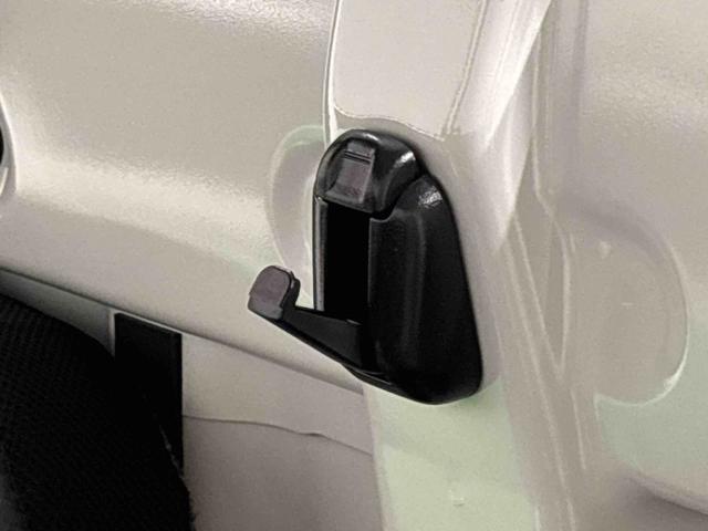 ハイゼットトラックスタンダード 4WD車線逸脱警告 禁煙車両 運転席助手席エアバッグ 横滑り防止機能 パワステ 切替4WD エアコン エアバック ABS エコアイドル 誤発進抑制装置(広島県)の中古車