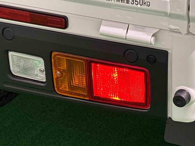ハイゼットトラックスタンダード 4WD車線逸脱警告 禁煙車両 運転席助手席エアバッグ 横滑り防止機能 パワステ 切替4WD エアコン エアバック ABS エコアイドル 誤発進抑制装置(広島県)の中古車