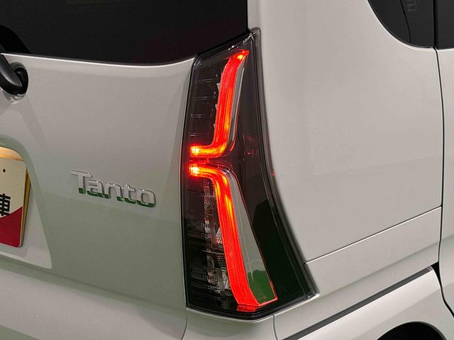 タントカスタムRS 9インチディスプレイオーディオ パノラマETC LEDオートライト パワースライドドアウェルカムオープン機能 電動パーキングブレーキ 運転席助手席シートヒーター アルミホイール キーフリーシステム オート電動格納式ドアミラー(広島県)の中古車