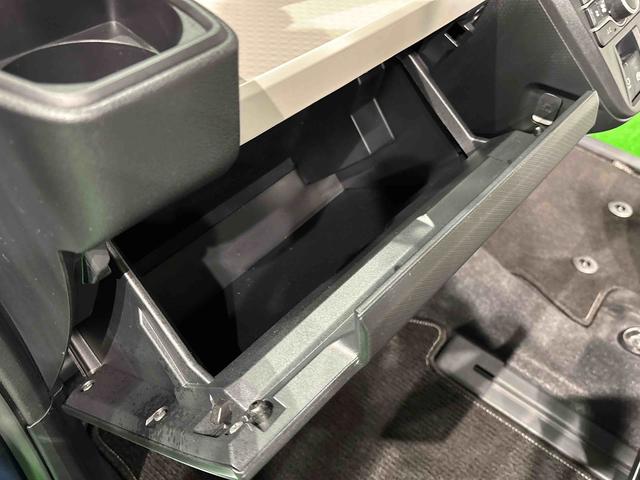 タントＸＬＥＤオートライト　パワースライドドアウェルカムオープン機能　電動パーキングブレーキ　運転席助手席シートヒーター　　フルホイールキャツプ　キーフリーシステム　　オート電動格納式ドアミラー（広島県）の中古車