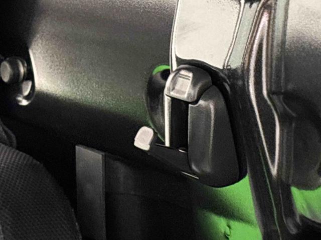 ハイゼットトラックスタンダード　ＡＭ／ＦＭラジオ　ＬＥＤヘッドランプＬＥＤヘッドランプ　トップシェイドガラス　運転席ＳＲＳエアバック　バックソナー　電動式パワーステアリング　ＡＭ／ＦＭラジオ　あゆみ板掛けテールゲート　ＶＳＣ＆ＴＲＣ（広島県）の中古車