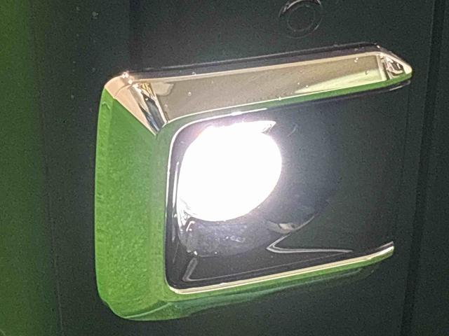 ハイゼットトラックスタンダード　ＡＭ／ＦＭラジオ　ＬＥＤヘッドランプＬＥＤヘッドランプ　トップシェイドガラス　運転席ＳＲＳエアバック　バックソナー　電動式パワーステアリング　ＡＭ／ＦＭラジオ　あゆみ板掛けテールゲート　ＶＳＣ＆ＴＲＣ（広島県）の中古車