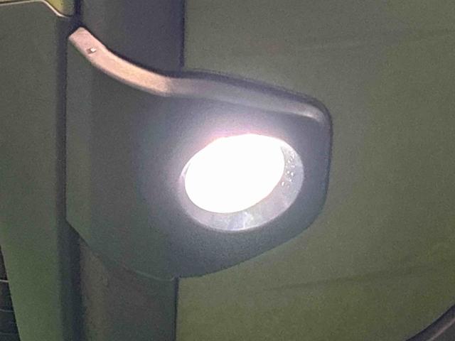 タントファンクロス バックカメラ シートヒーター スマアシ 特選車LEDオートライト パワースライドドアウェルカムオープン機能 オート電動格納式ドアミラー 助手席ロングスライド 助手席イージークローザー アルミホイール キーフリーシステム(広島県)の中古車