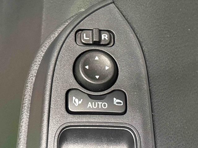 タントX 純正ナビゲーション 運転席・助手席シートヒーター純正ナビゲーション装着用アップグレードパック 両側スライド片側電動スライドドア 運転席シートリフター チルトステアリング 格納式リヤドアサンシェード(広島県)の中古車