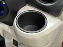 ＬＥＤヘッドランプ　セキュリティアラーム　コーナーセンサー　１４インチフルホイールキャップ　キーレスエントリー　　ショツピングフック　マニュアルエアコン　バックカメラ（広島県）の中古車