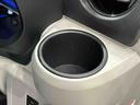ＬＥＤヘッドランプ　セキュリティアラーム　コーナーセンサー　１４インチフルホイールキャップ　キーレスエントリー　電動格納式ドアミラー　ショツピングフック　マニュアルエアコン（広島県）の中古車