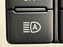 バックカメラ　ＥＴＣ車載器　ＭＯＭＯステアリングホイール　運転席・助手席シートヒーター　オートライト　運転席シートリフター　ＬＥＤヘッドランプ　純正アルミホイール（広島県）の中古車